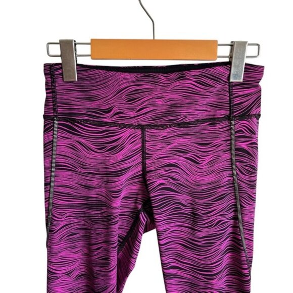 Lululemon On Track Crop (19") US 4 Life Lines Polar Pink Black / Black - Picture 5 of 12